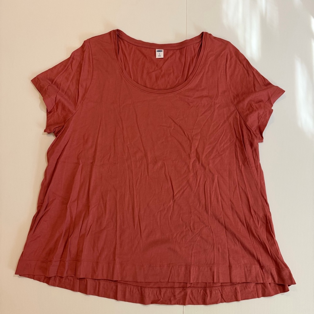Old Navy - Rust Tee - Size XL